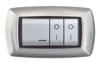 PLACCA LIFE LIVING PLAST ALLUMINIO CHIARO 4P