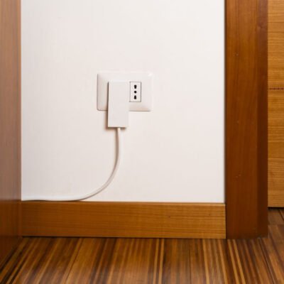 FME 80.150 SPINA SALVASPAZIO SCHUKO CLOCK BIANCO